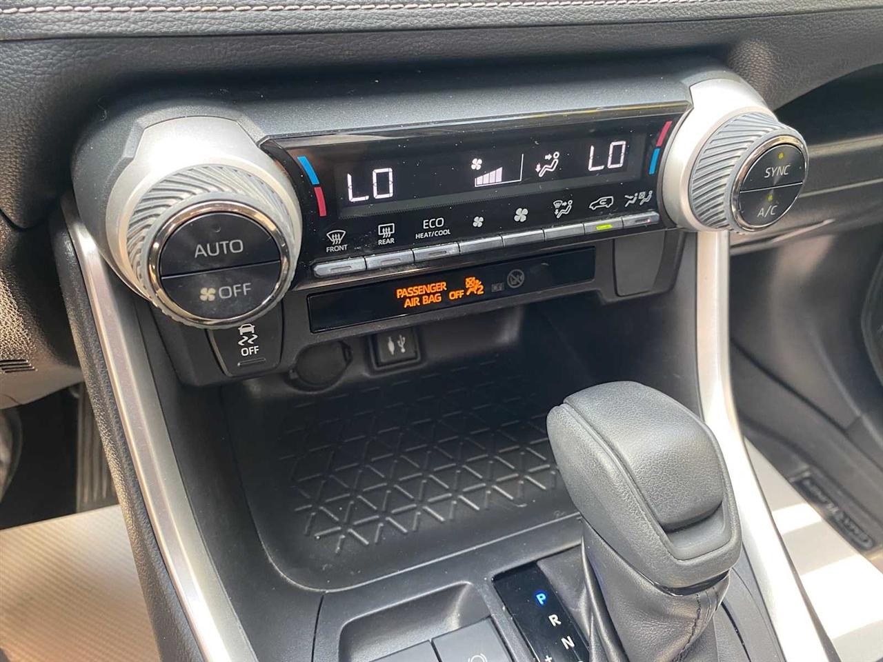Toyota RAV4 XLE AWD 2019