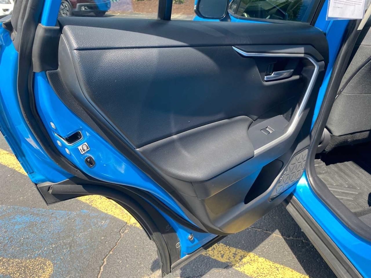 Toyota RAV4 XLE AWD 2019
