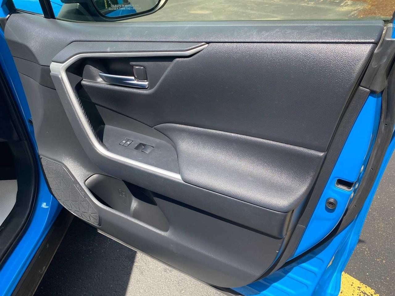 Toyota RAV4 XLE AWD 2019