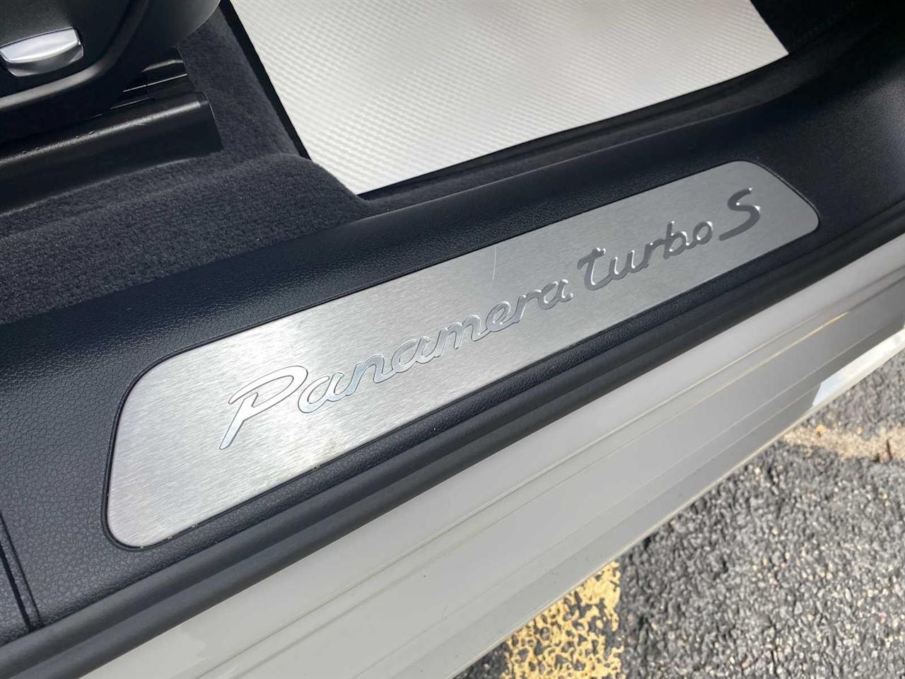 Porsche Panamera Turbo S E-Hybrid 2018