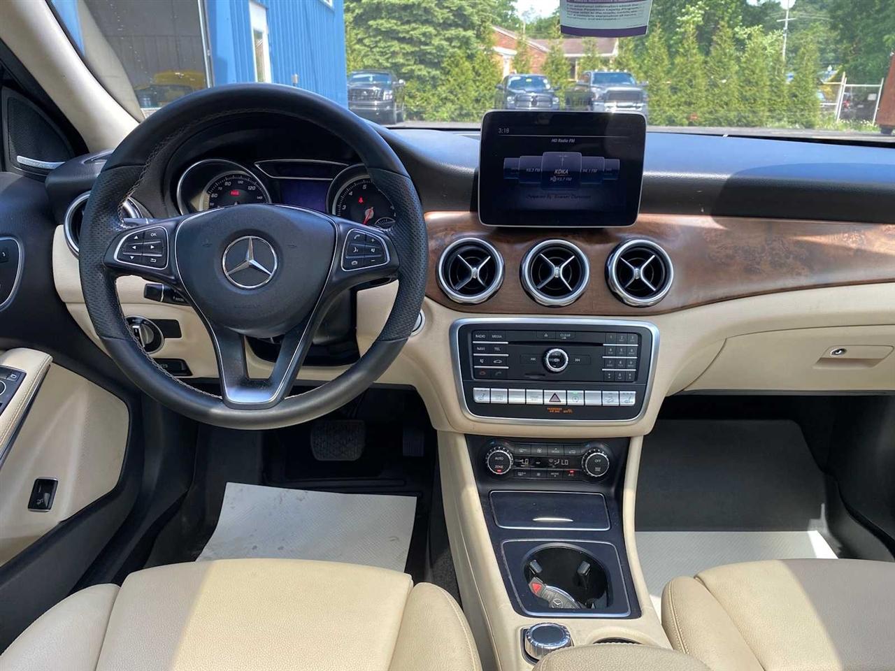 Mercedes-Benz GLA-Class GLA250 4MATIC 2019