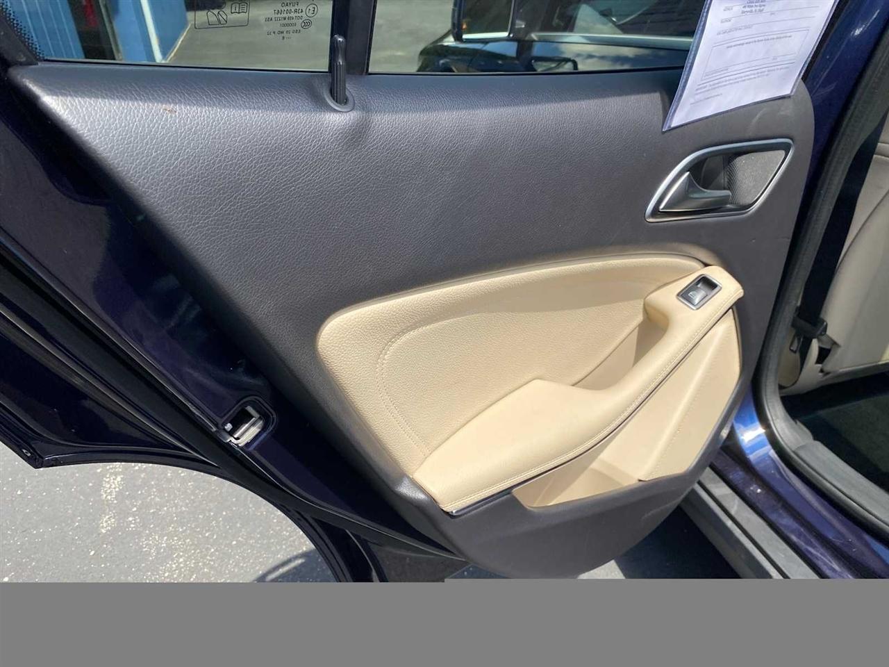 Mercedes-Benz GLA-Class GLA250 4MATIC 2019