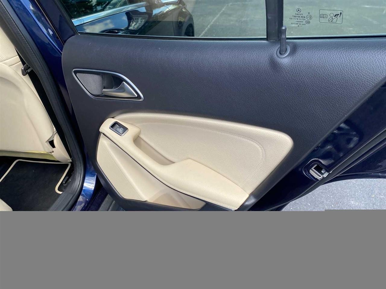 Mercedes-Benz GLA-Class GLA250 4MATIC 2019