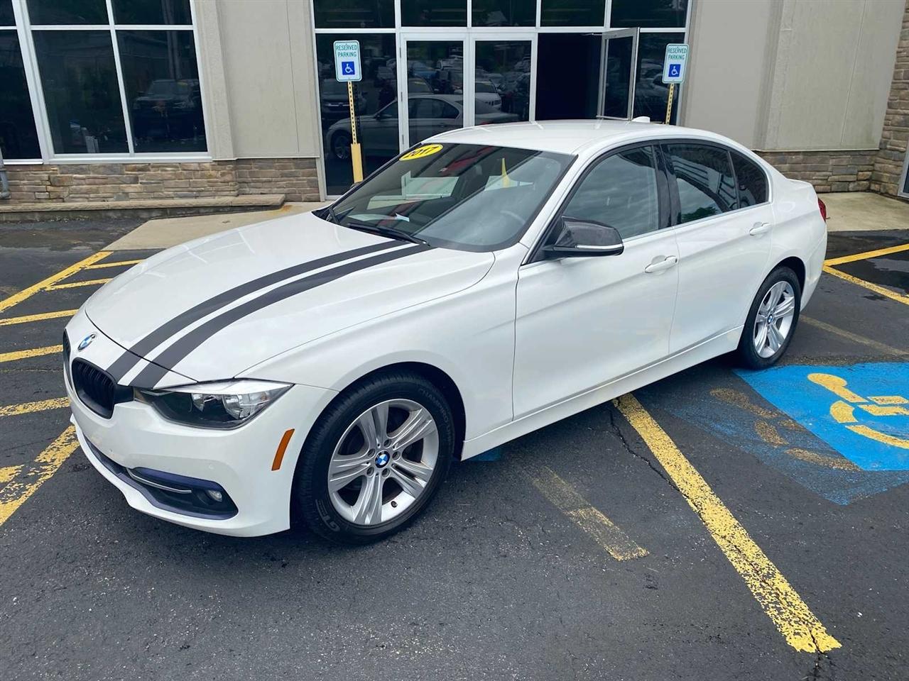 BMW 3-Series 330i SULEV Sedan 2017