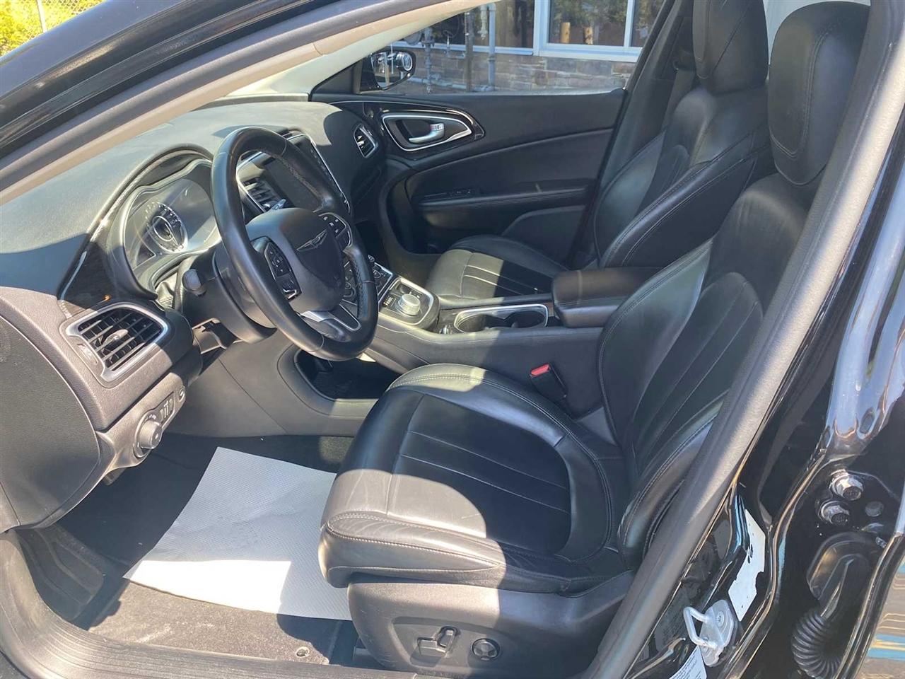 Chrysler 200 C 4D Sedan 2015