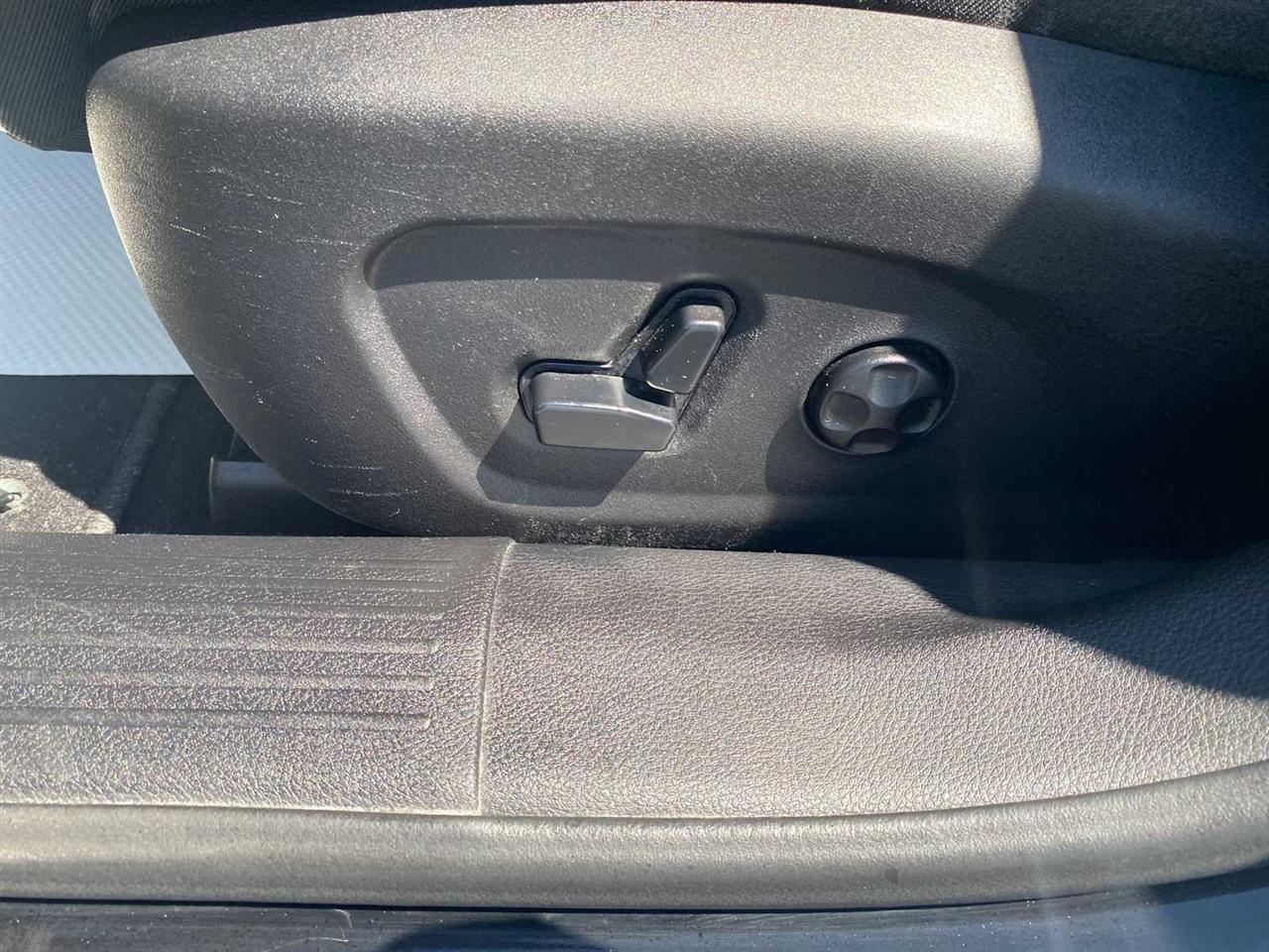 Chrysler 200 C 4D Sedan 2015