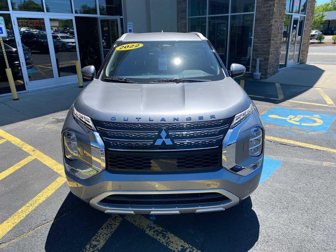 Mitsubishi Outlander SEL 4WD 2023