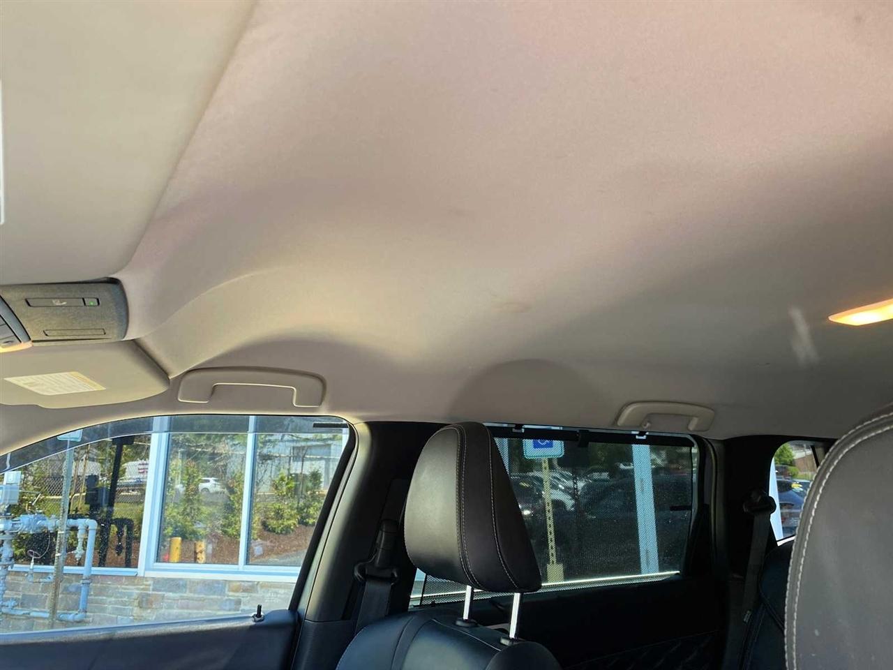 Mitsubishi Outlander SEL 4WD 2023