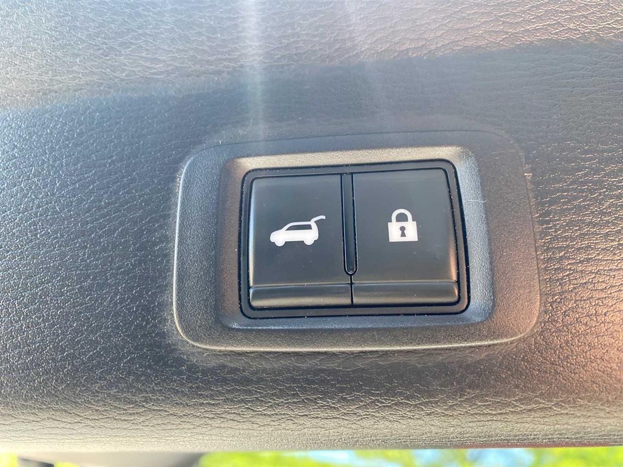 Mitsubishi Outlander SEL 4WD 2023