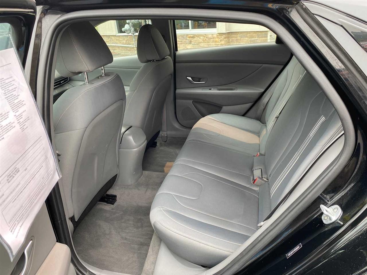 Hyundai Elantra SEL 2022