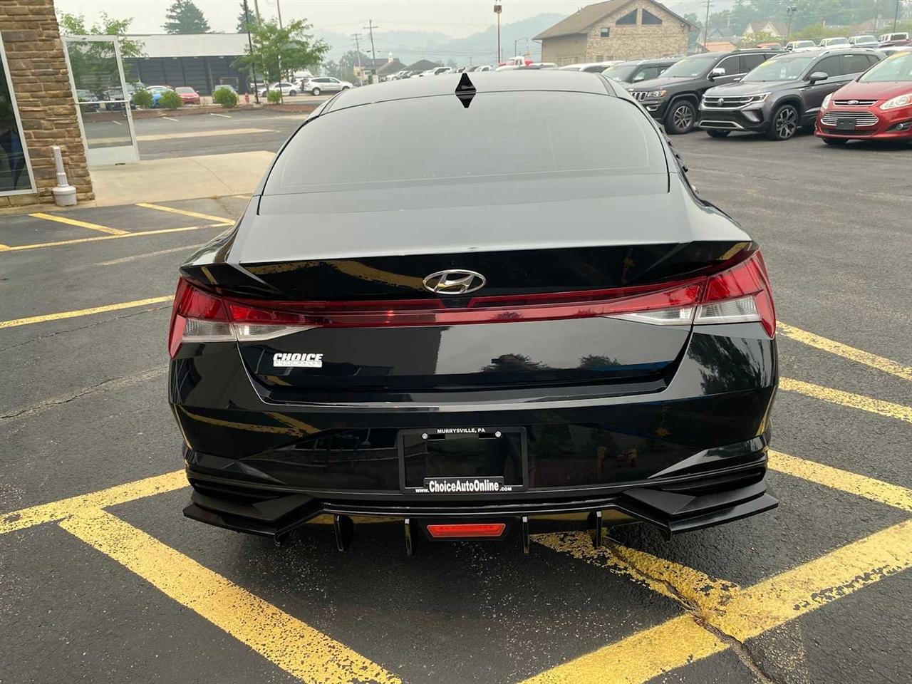 Hyundai Elantra SEL 2022