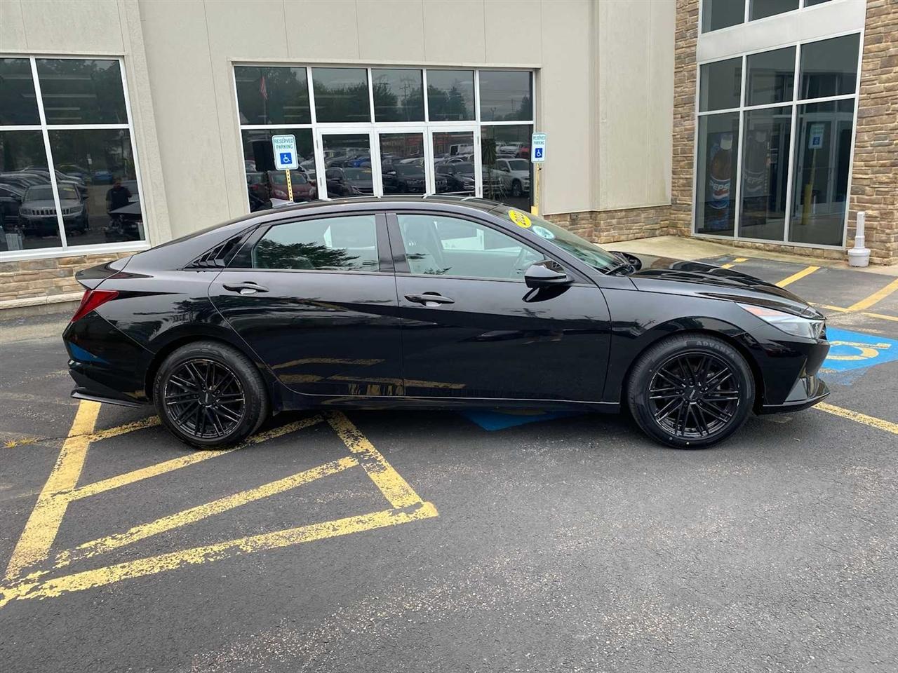 Hyundai Elantra SEL 2022