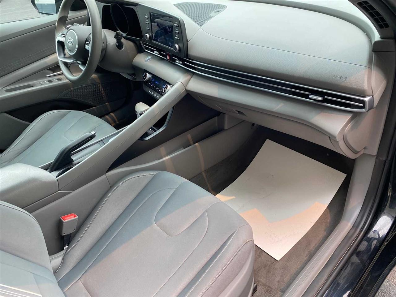 Hyundai Elantra SEL 2022