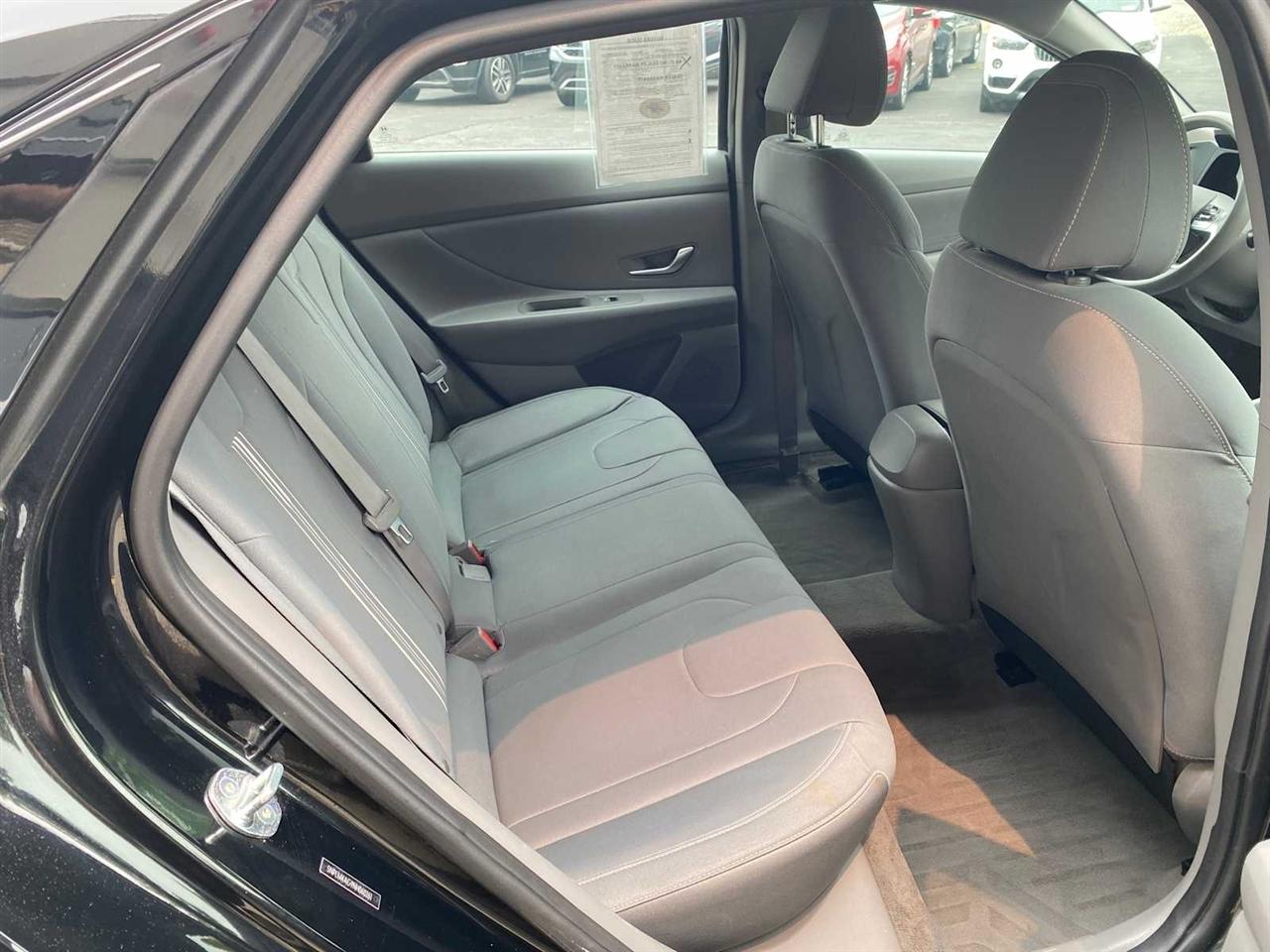 Hyundai Elantra SEL 2022