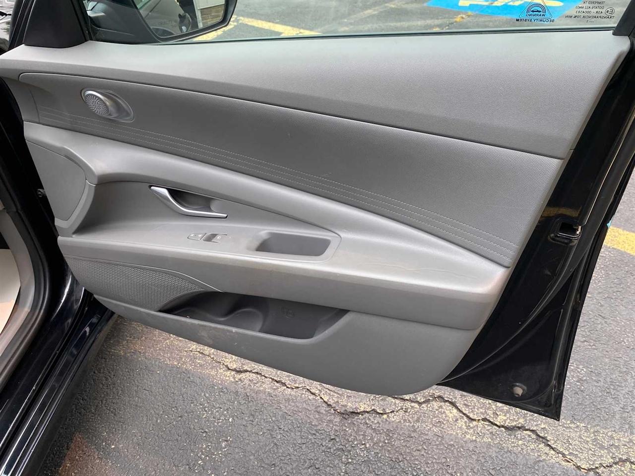Hyundai Elantra SEL 2022