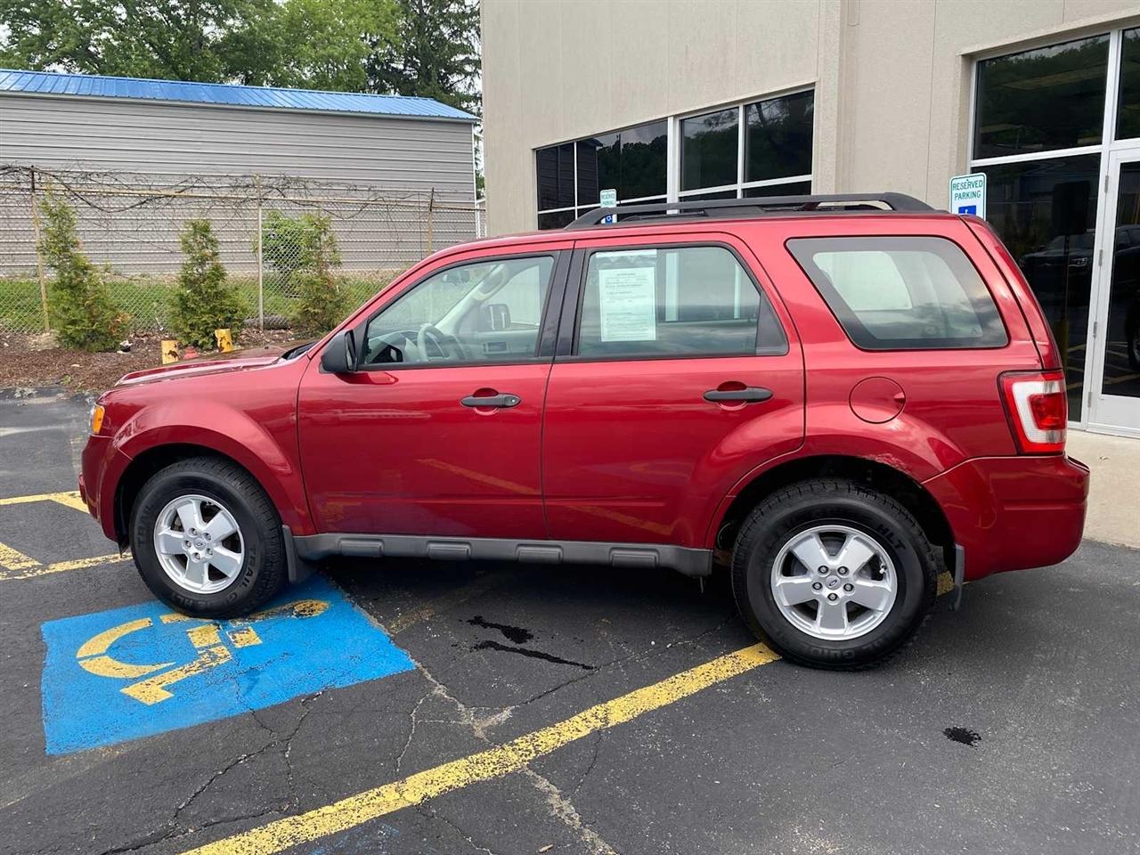 Ford Escape XLS FWD 2012