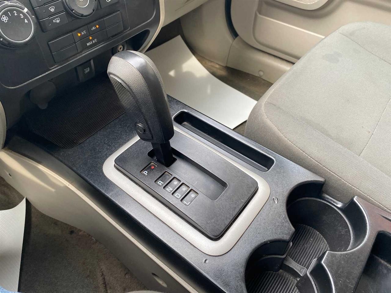 Ford Escape XLS FWD 2012