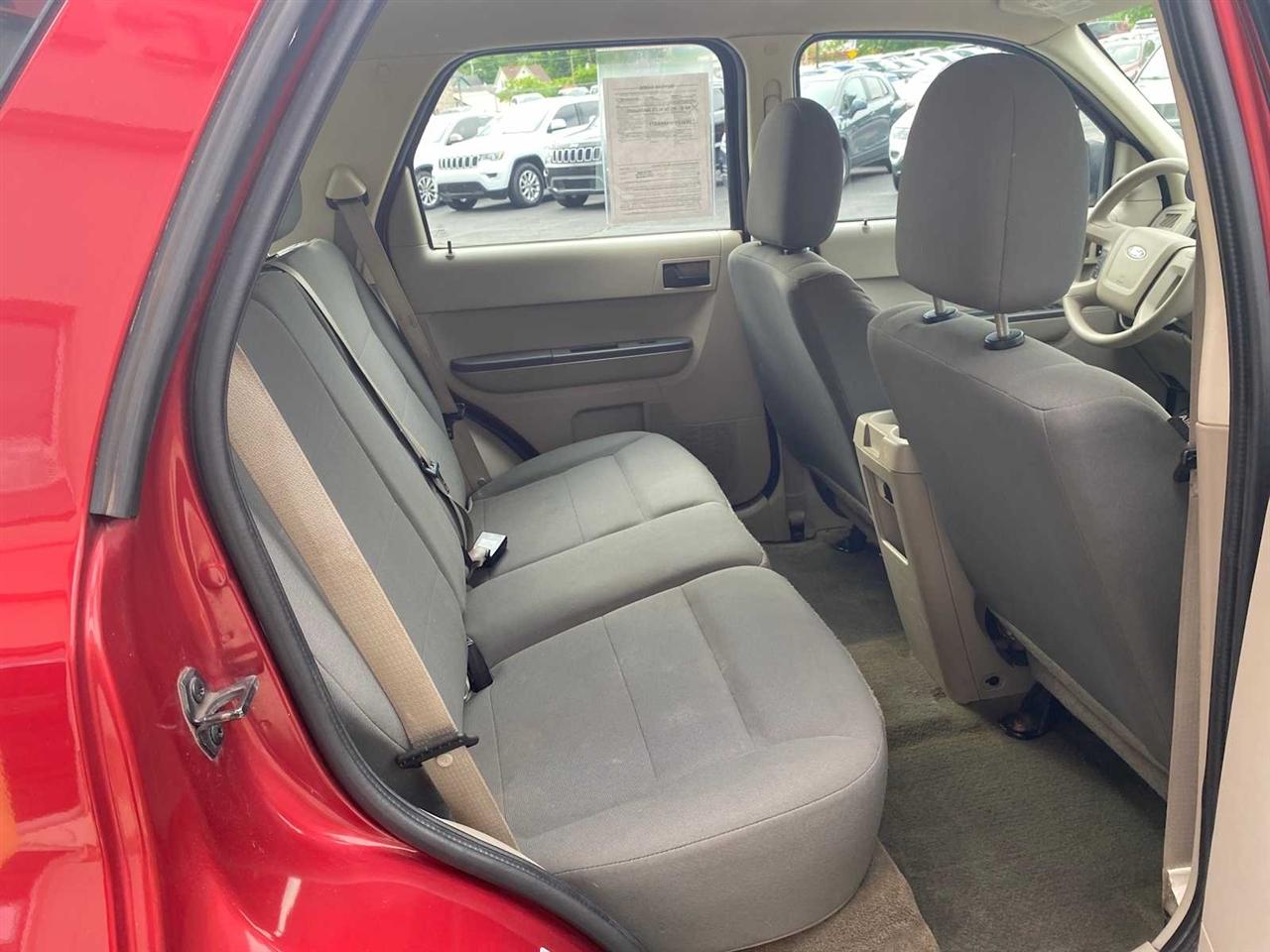 Ford Escape XLS FWD 2012
