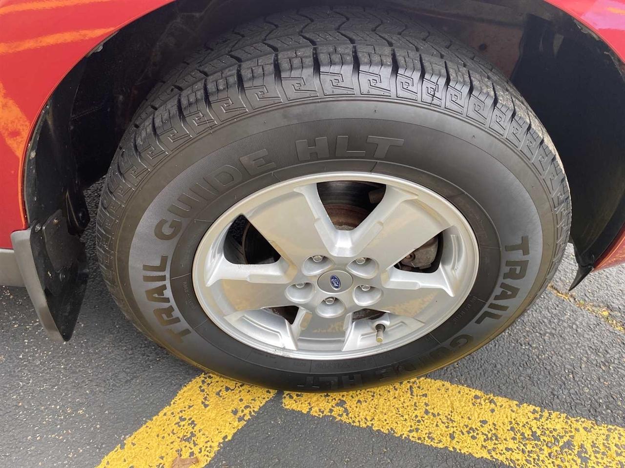 Ford Escape XLS FWD 2012