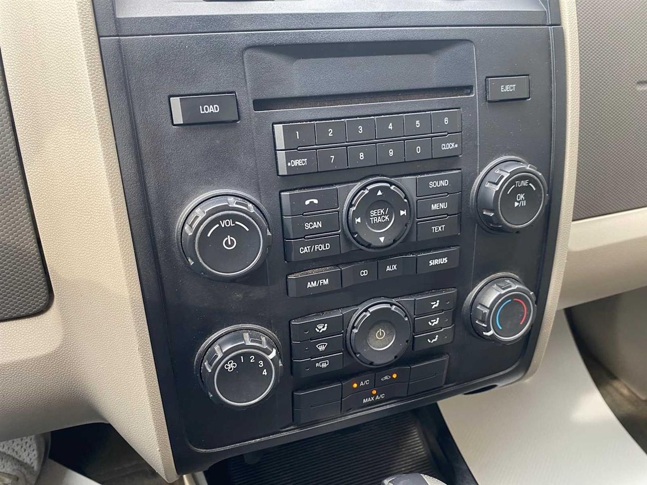 Ford Escape XLS FWD 2012