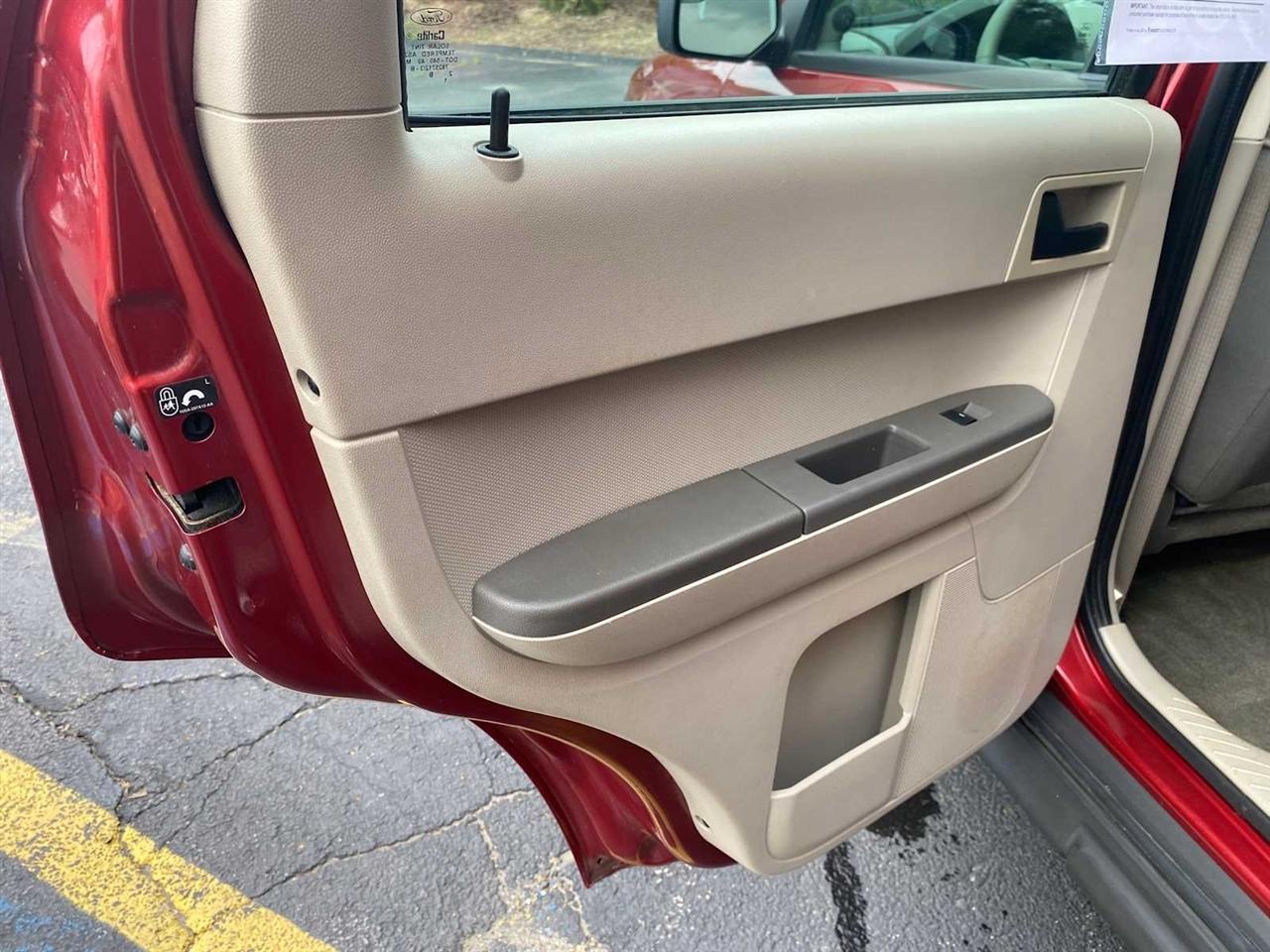 Ford Escape XLS FWD 2012