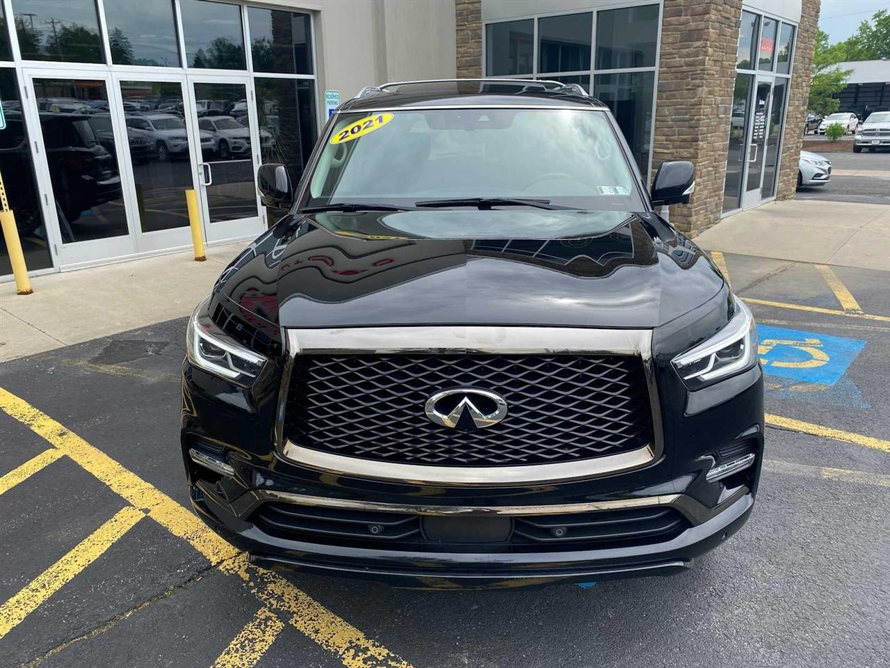 Infiniti QX80 LUXE 4WD 2021