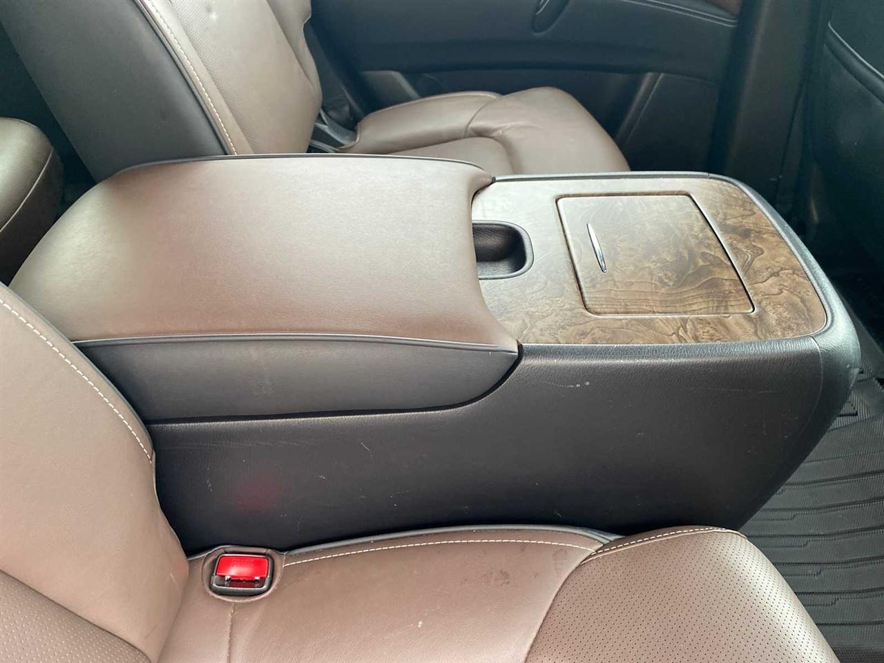 Infiniti QX80 LUXE 4WD 2021