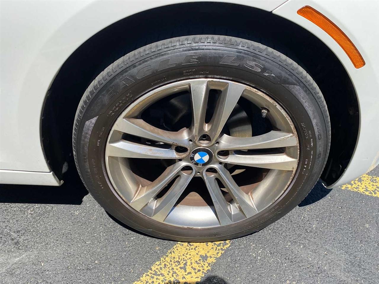 BMW 3-Series Gran Turismo 330i xDrive 2018