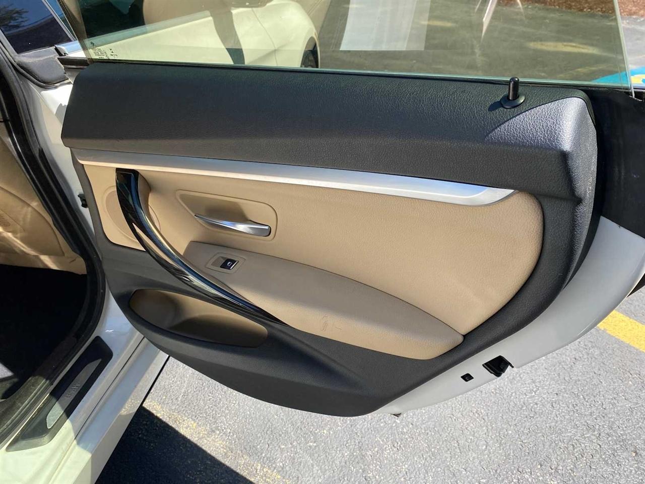 BMW 3-Series Gran Turismo 330i xDrive 2018