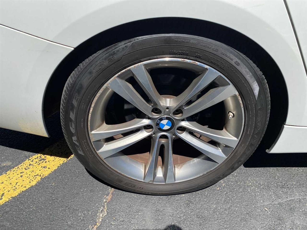 BMW 3-Series Gran Turismo 330i xDrive 2018