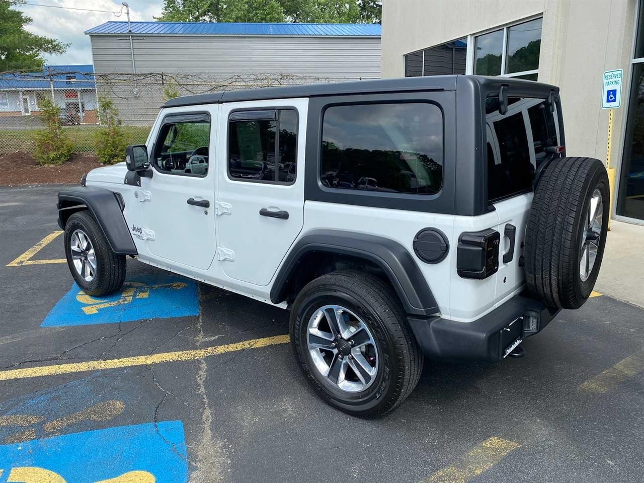 Jeep Wrangler Unlimited Sport 2018