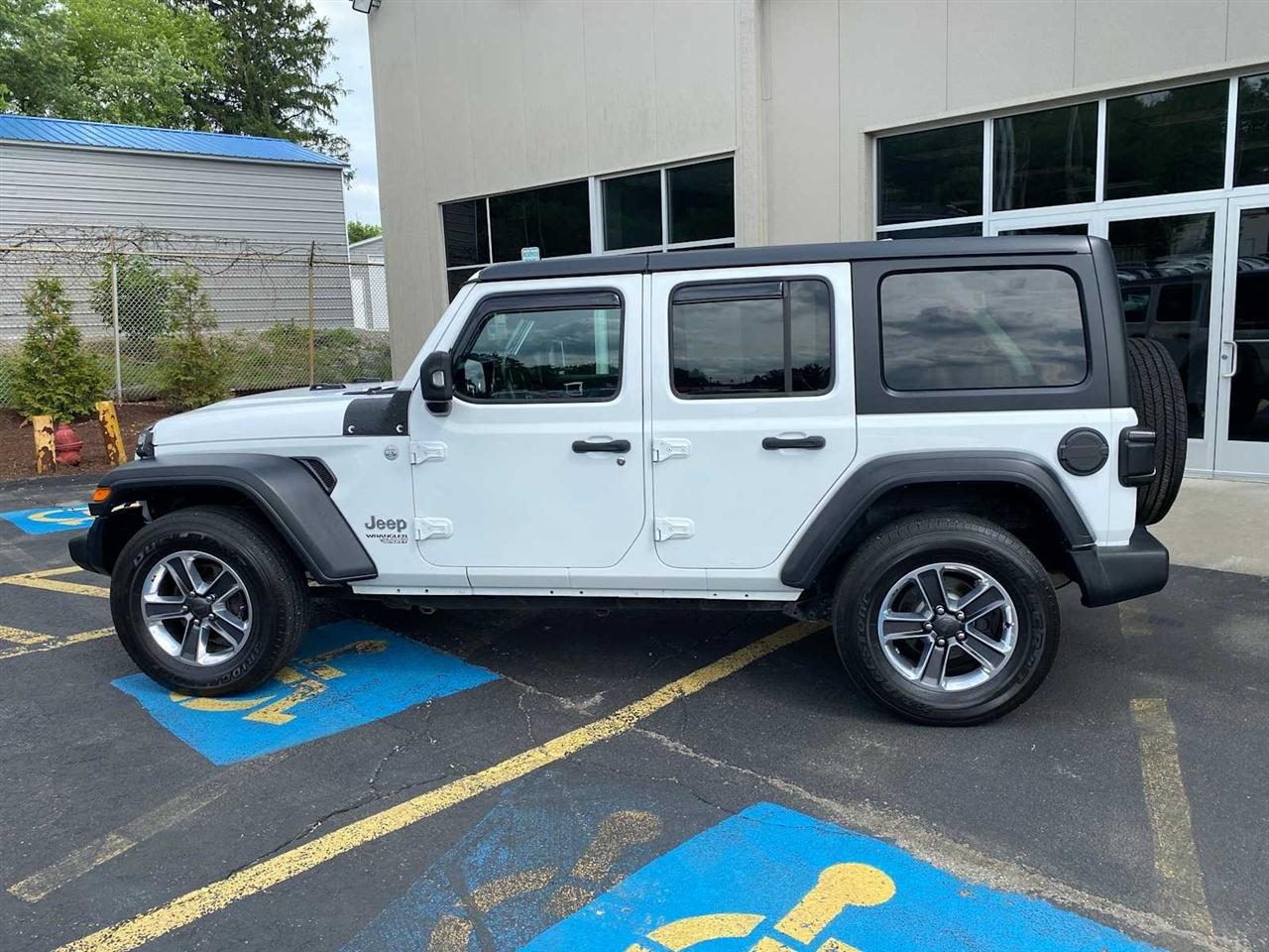 Jeep Wrangler Unlimited Sport 2018