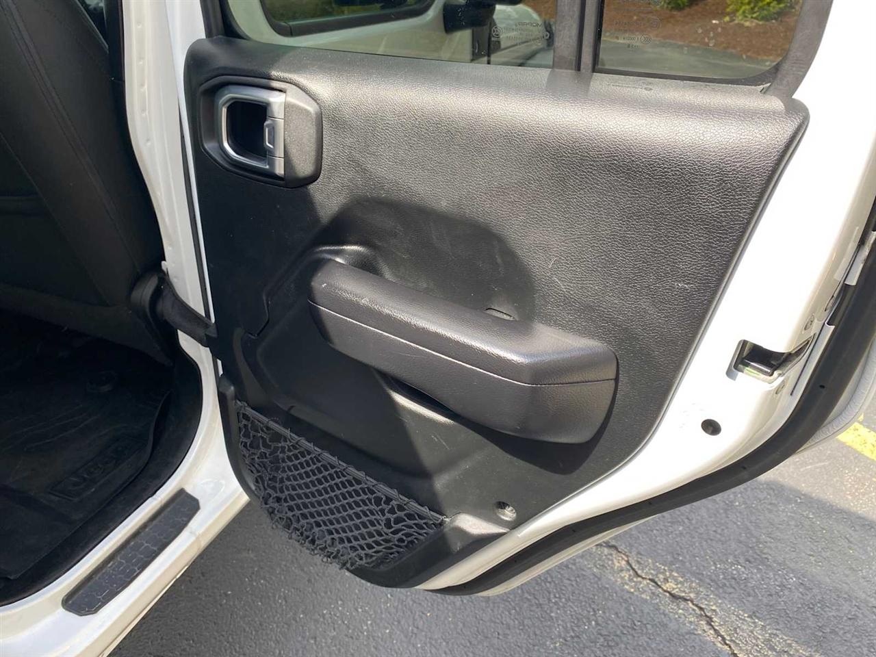 Jeep Wrangler Unlimited Sport 2018