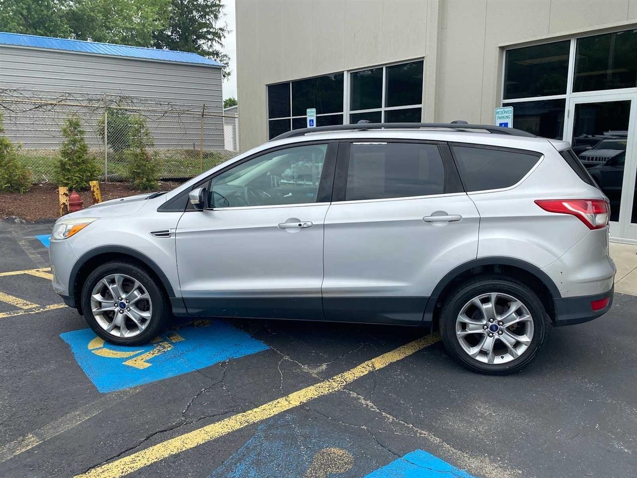 Ford Escape SEL 4WD 2013