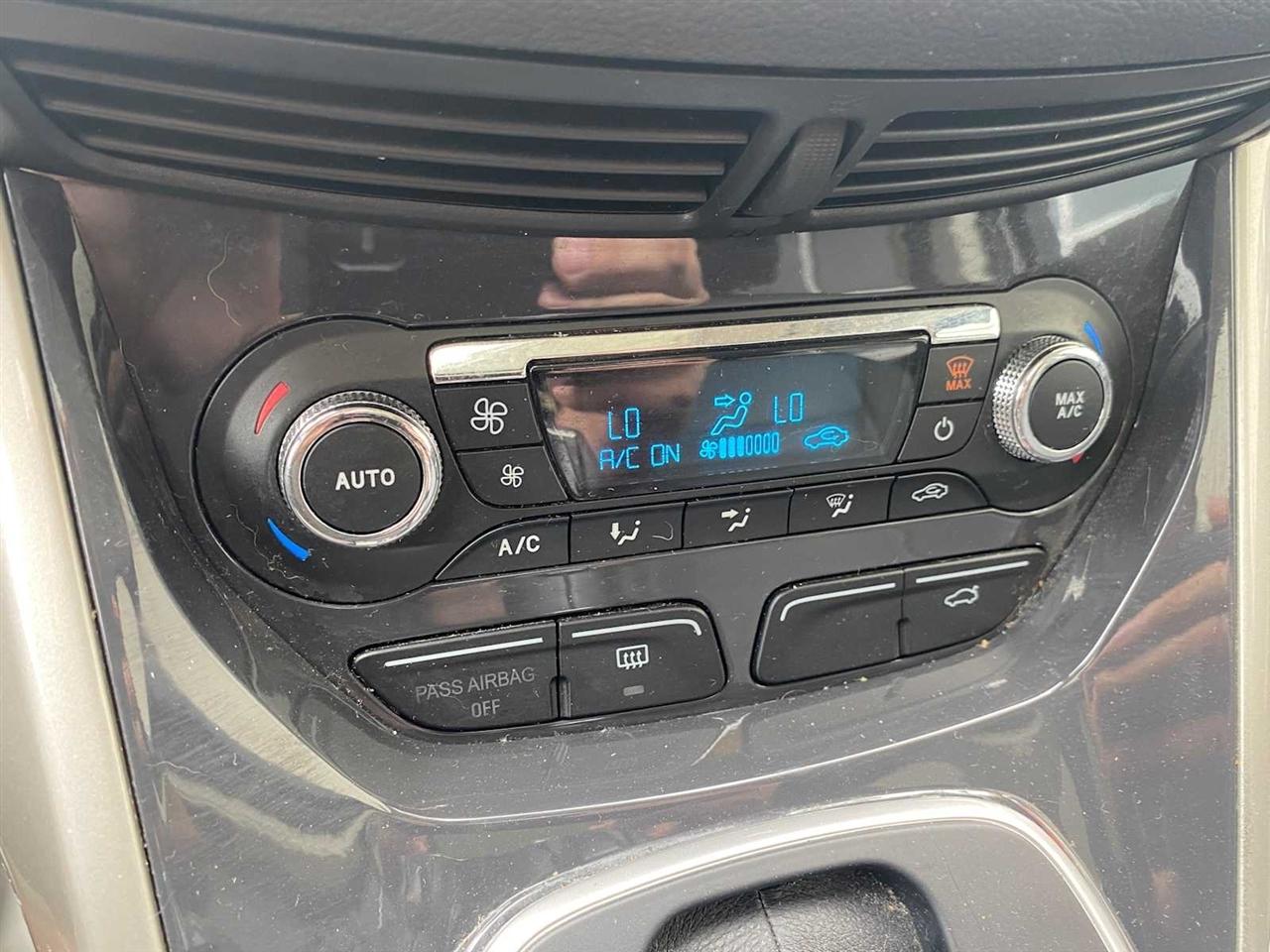 Ford Escape SEL 4WD 2013