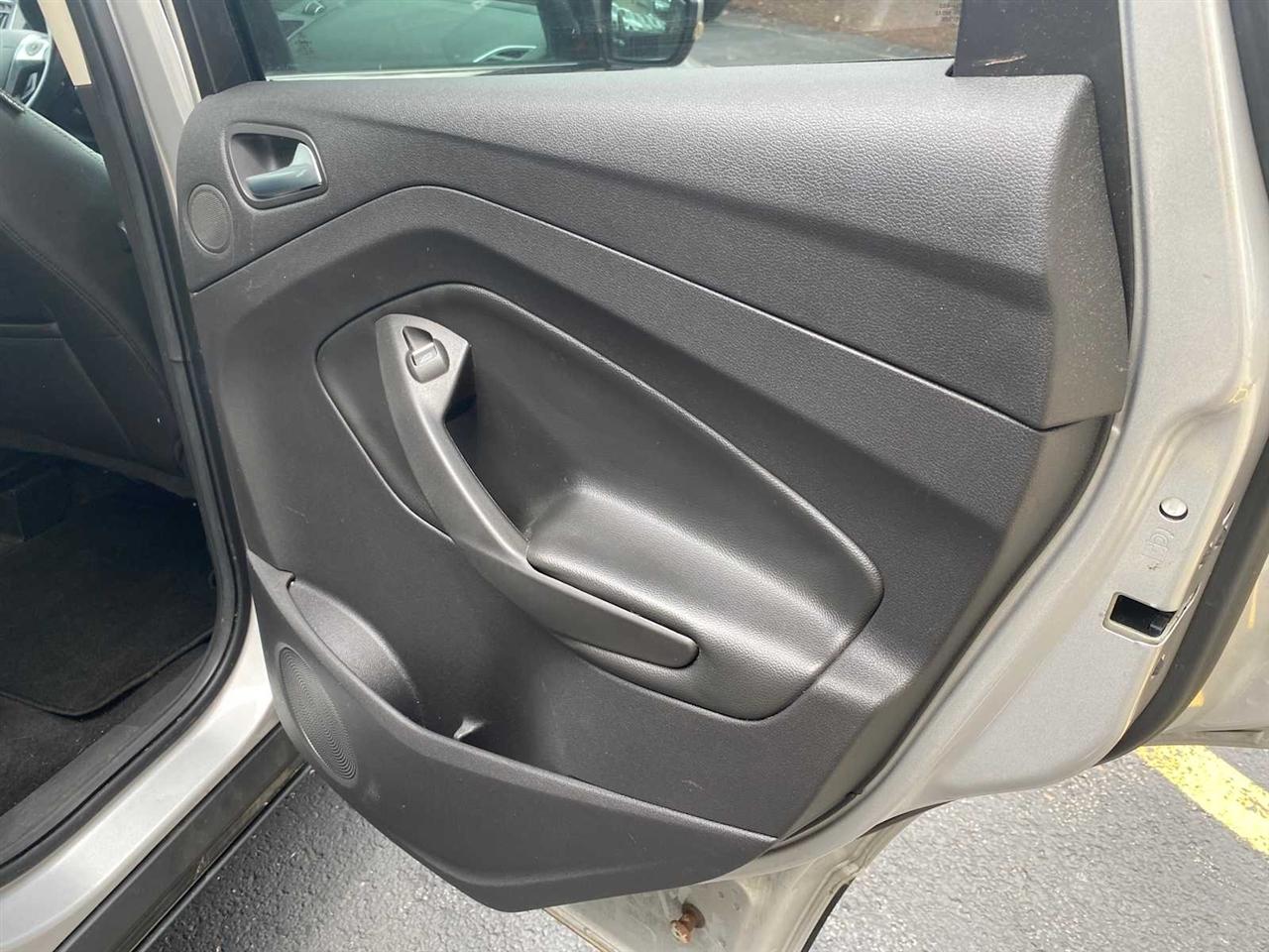 Ford Escape SEL 4WD 2013