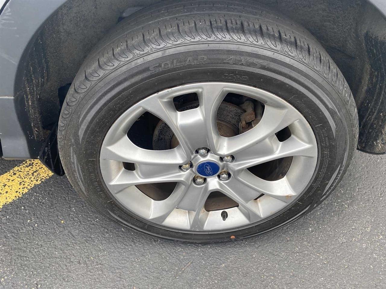 Ford Escape SEL 4WD 2013