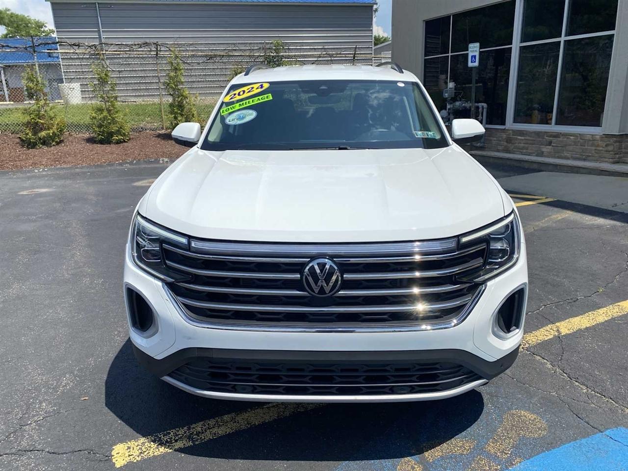 Volkswagen Atlas SE w/Technology 4MOTION 2024