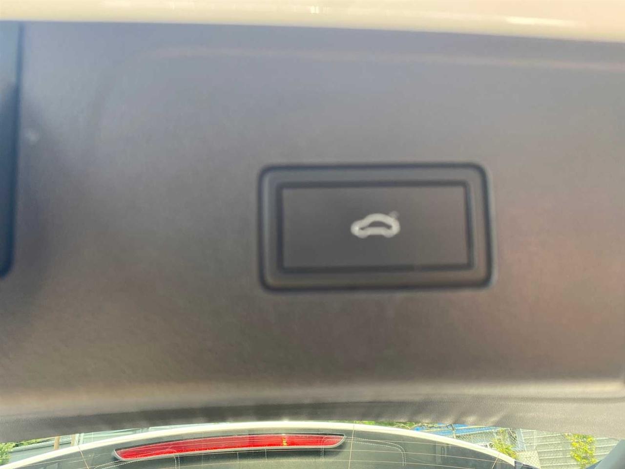 Volkswagen Atlas SE w/Technology 4MOTION 2024