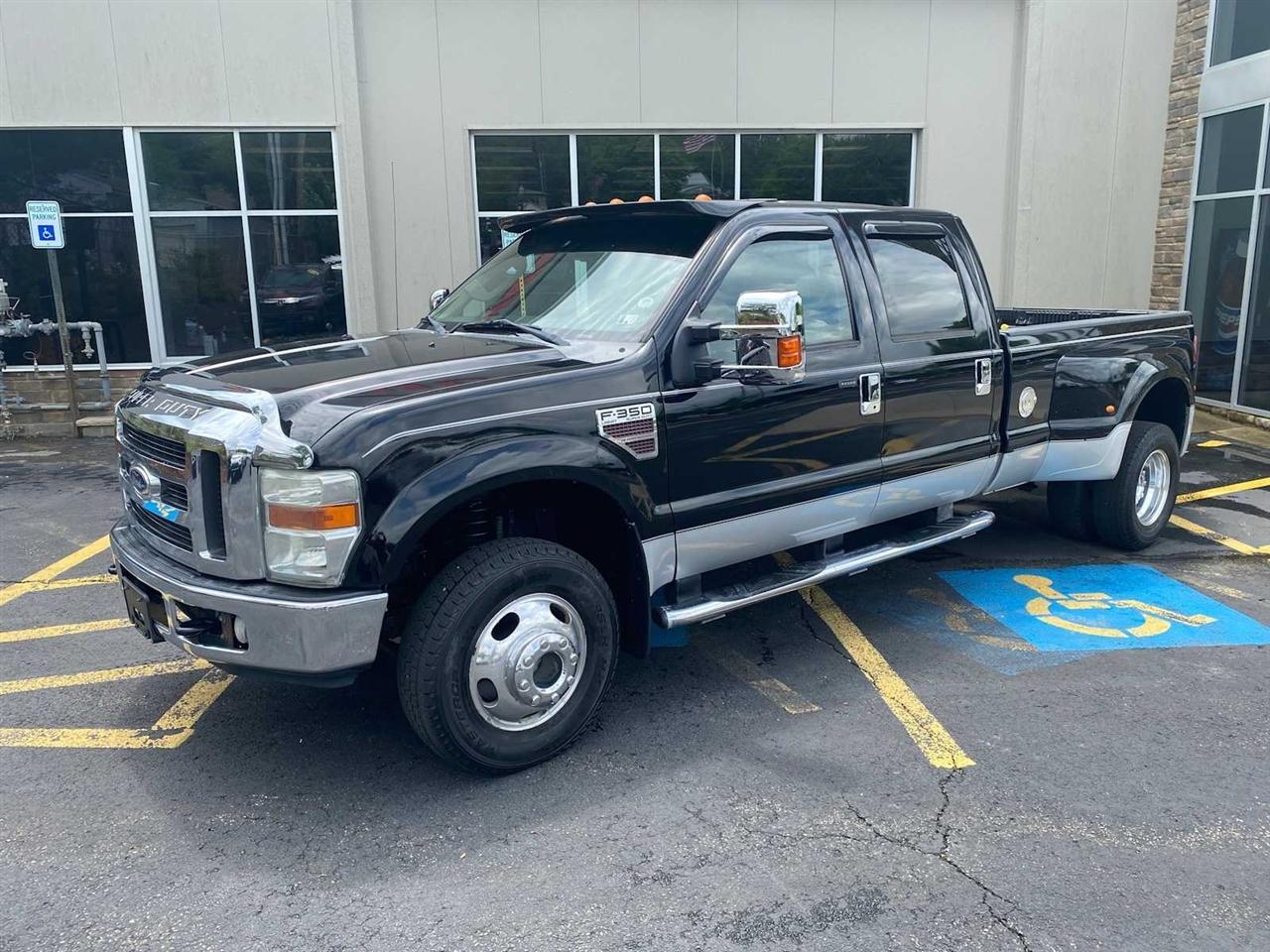 Ford F-350 SD Lariat Crew Cab DRW 4WD 2008