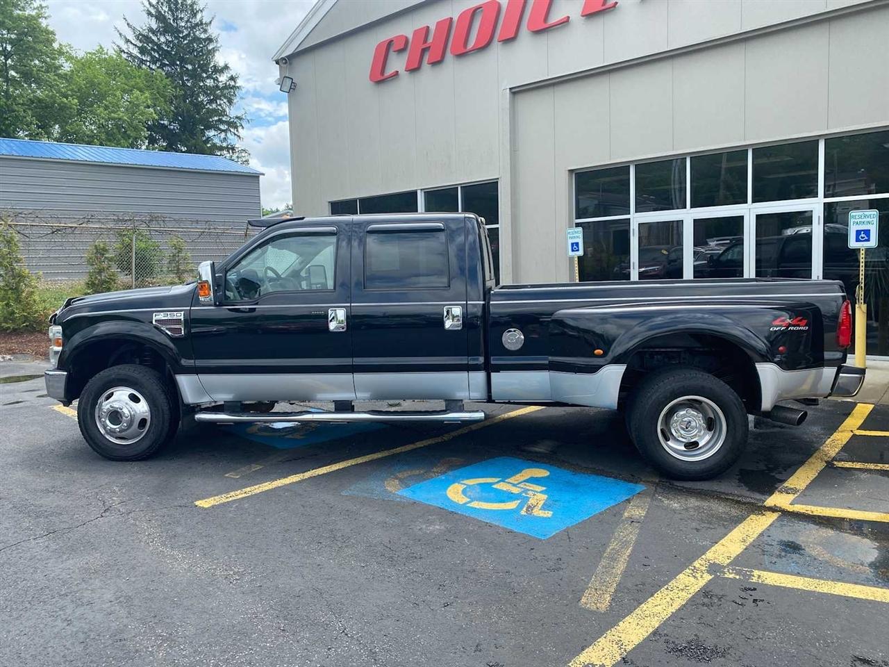 Ford F-350 SD Lariat Crew Cab DRW 4WD 2008