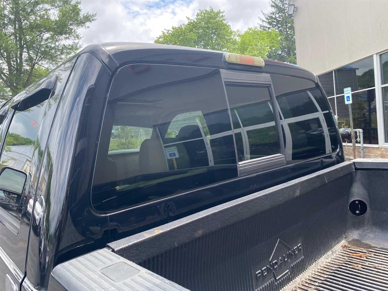 Ford F-350 SD Lariat Crew Cab DRW 4WD 2008