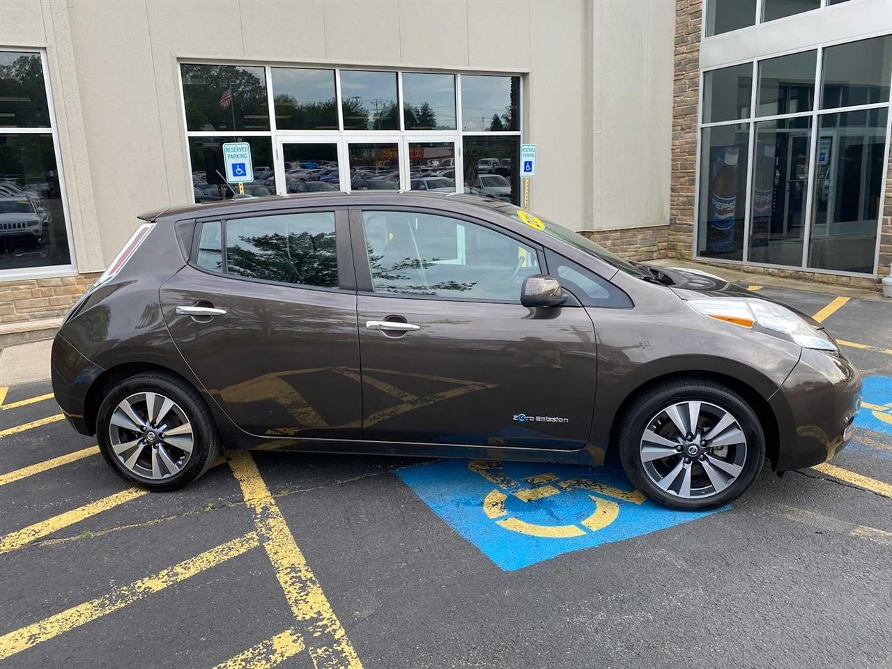 Nissan Leaf SV 2016