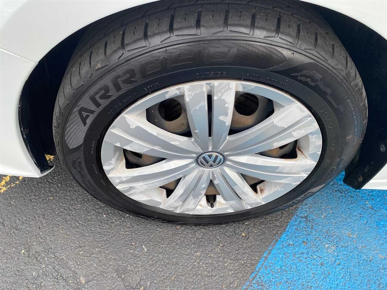 Volkswagen Jetta 1.4T S 6M 2017