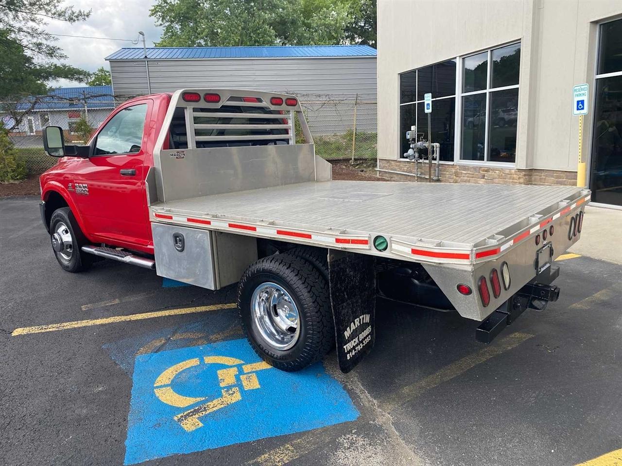 RAM 3500 Regular Cab 4WD DRW 2018