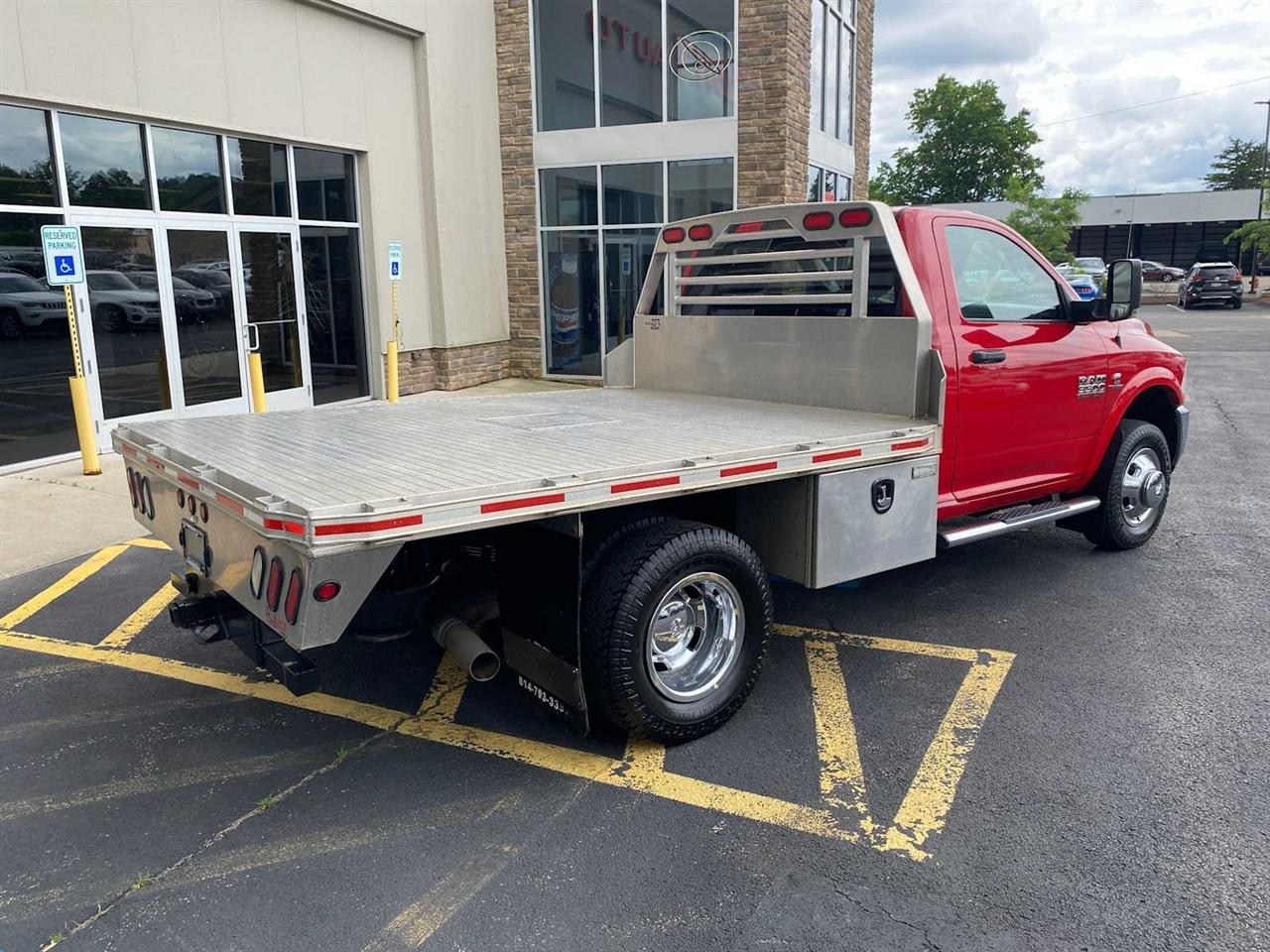 RAM 3500 Regular Cab 4WD DRW 2018