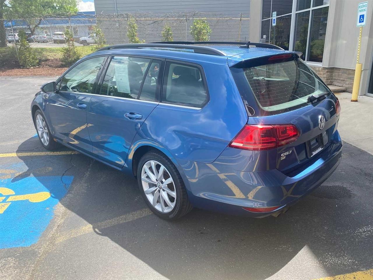 Volkswagen Golf SportWagen TSI SE 6A 2017