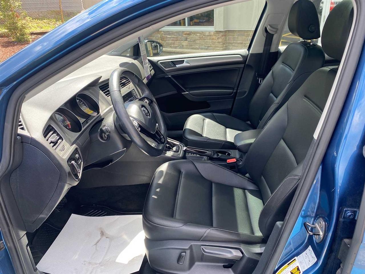Volkswagen Golf SportWagen TSI SE 6A 2017