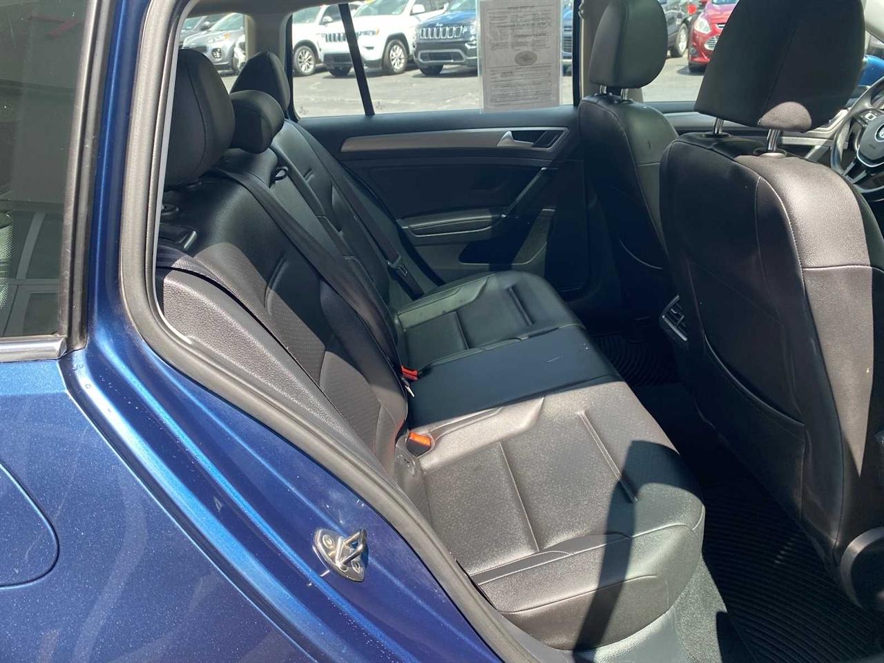 Volkswagen Golf SportWagen TSI SE 6A 2017