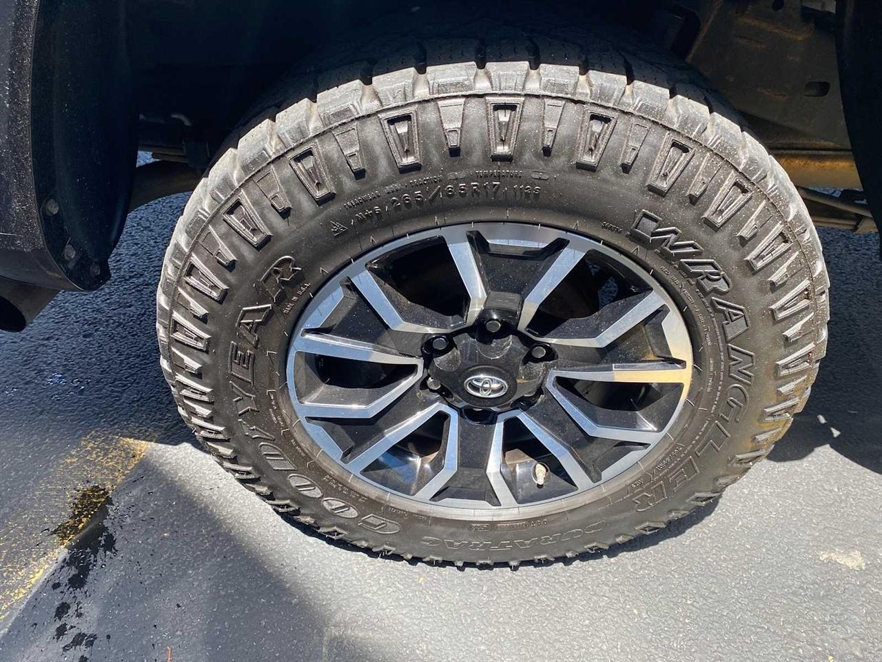 Toyota Tacoma TRD Sport Double Cab 4WD V6 2021